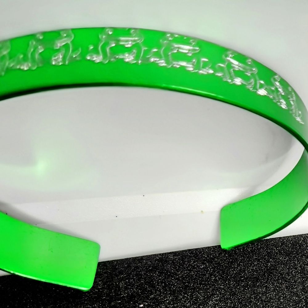 Hand Crafted Engraved Cuff Bracelet Green Frog